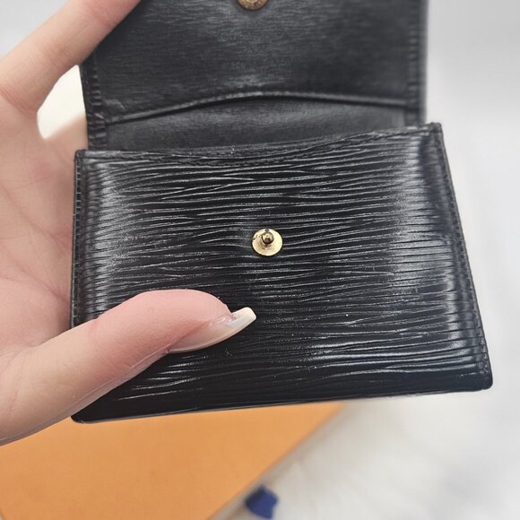 ❗SOLD❗Louis Vuitton Black Epi Compact Wallet - Picture 10 of 13